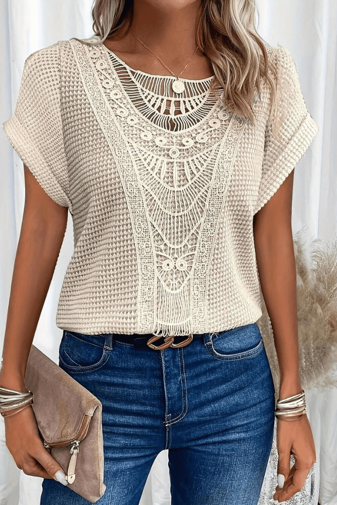 Nadine | Top z koronkowymi detalami w stylu vintage