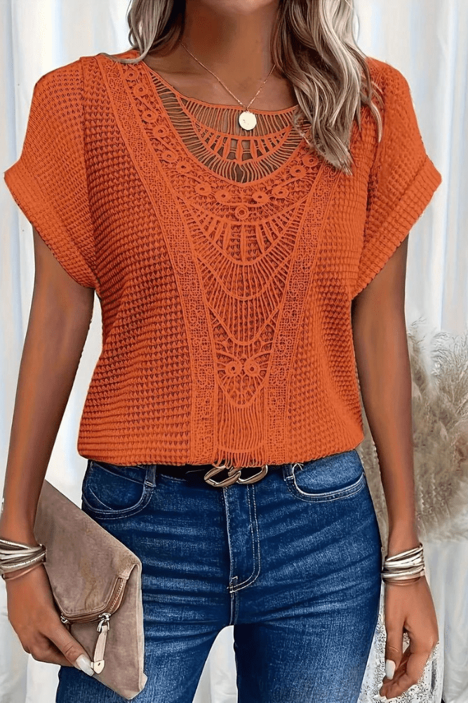 Nadine | Top z koronkowymi detalami w stylu vintage