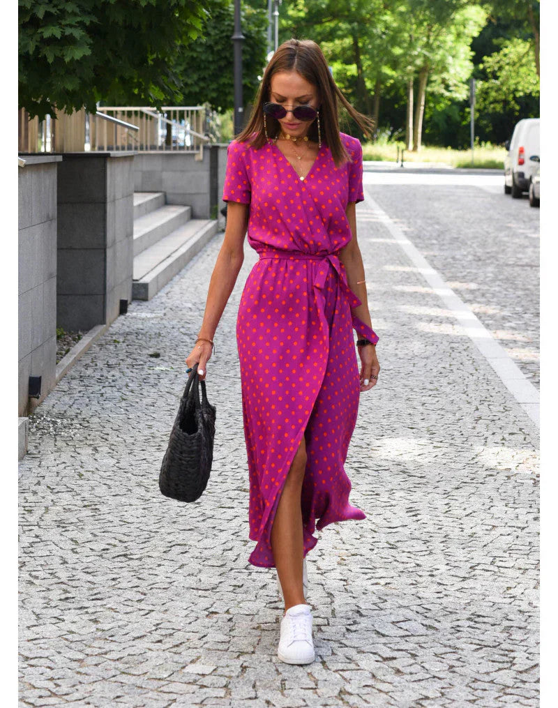 Ameline | Elegant V-neck dress with a shaping cut