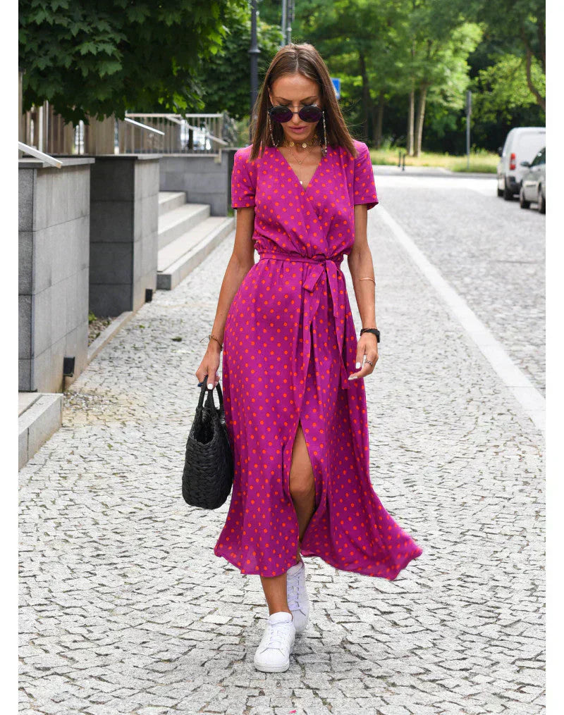 Ameline | Elegant V-neck dress with a shaping cut